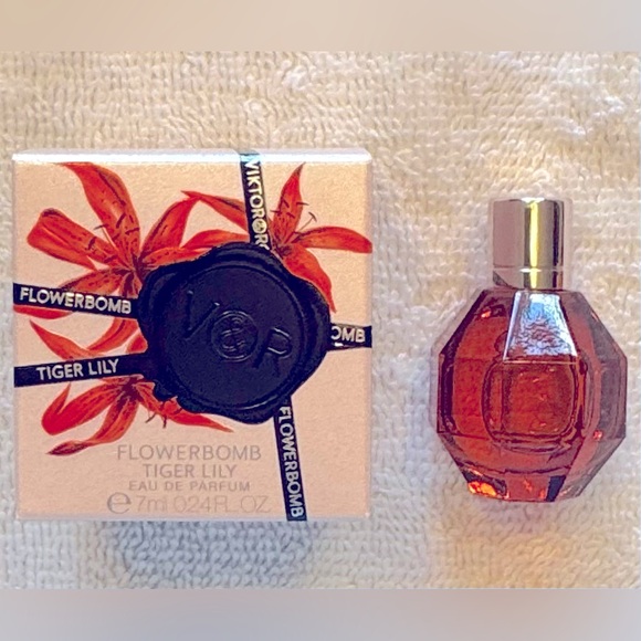 Viktor & Rolf Flowerbomb Tiger Lily Eau De Parfum Mini 7ml BRAND NEW IN BOX - Picture 2 of 3